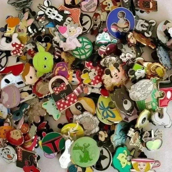 Disney Accessories - Lot of 25 Disney Pins – 100%  Tradable, No Duplicates!